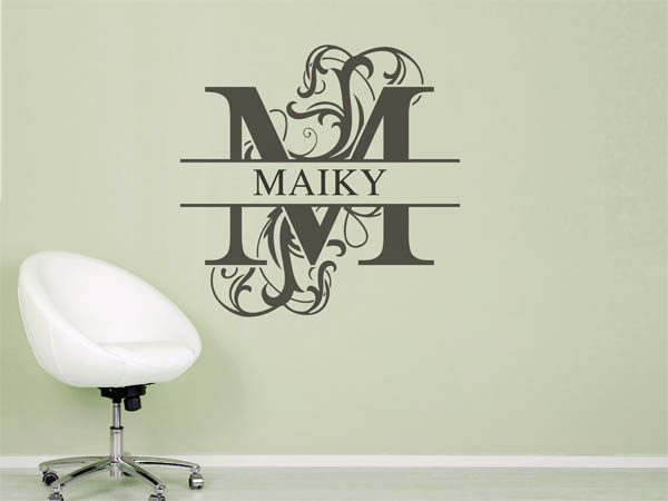 Wandtattoo verschnörkelter Buchstabe M mit Maiky