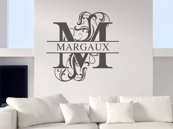 Wandtattoo verschnörkelter Buchstabe M mit Margaux