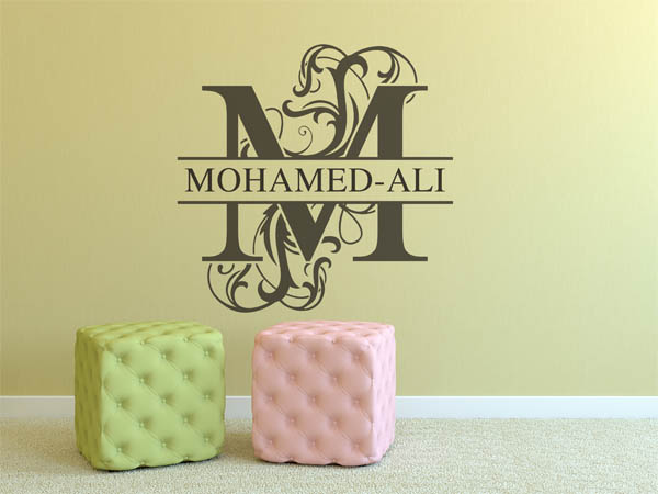 Wandtattoo verschnörkelter Buchstabe M mit Mohamed-Ali