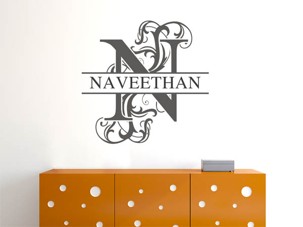 Wandtattoo verschnörkelter Buchstabe N mit Naveethan