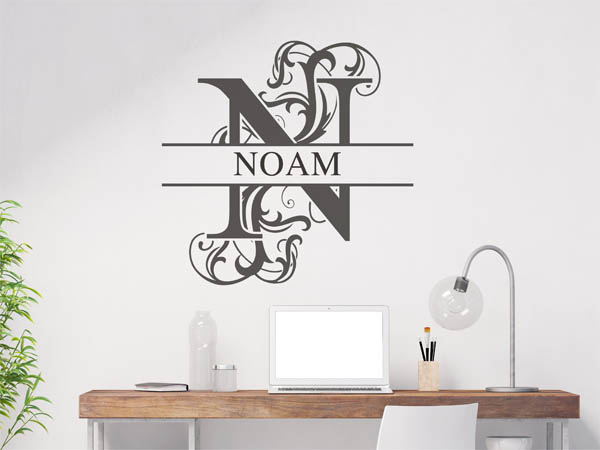 Wandtattoo verschnörkelter Buchstabe N mit Noam