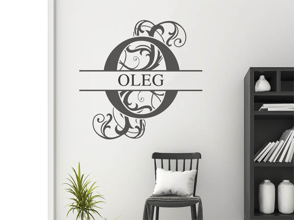 Wandtattoo verschnörkelter Buchstabe O mit Oleg
