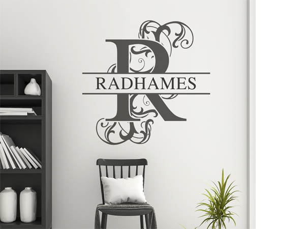 Wandtattoo verschnörkelter Buchstabe R mit Radhames