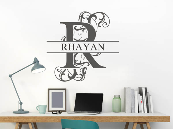 Wandtattoo verschnörkelter Buchstabe R mit Rhayan