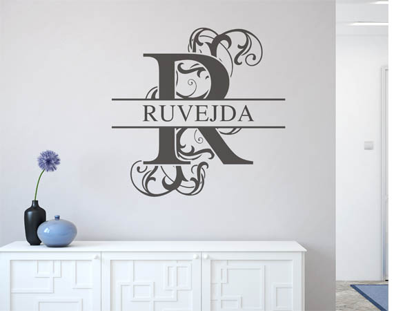 Wandtattoo verschnörkelter Buchstabe R mit Ruvejda