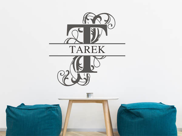 Wandtattoo verschnörkelter Buchstabe T mit Tarek