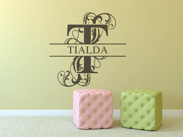 Wandtattoo verschnörkelter Buchstabe T mit Tialda