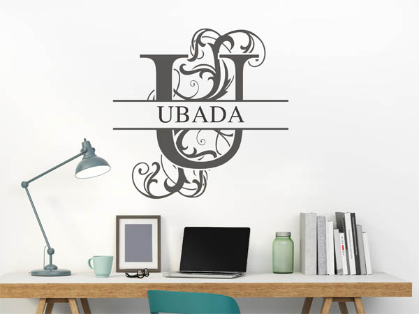 Wandtattoo verschnörkelter Buchstabe U mit Ubada
