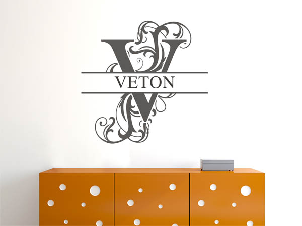 Wandtattoo verschnörkelter Buchstabe V mit Veton