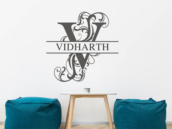 Wandtattoo verschnörkelter Buchstabe V mit Vidharth