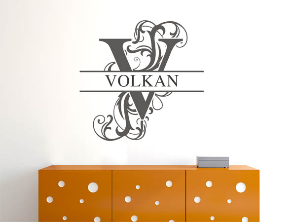 Wandtattoo verschnörkelter Buchstabe V mit Volkan