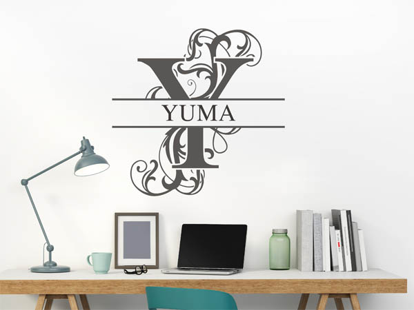 Wandtattoo verschnörkelter Buchstabe Y mit Yuma