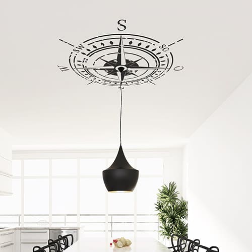 Wandtattoo Kompass an der Decke